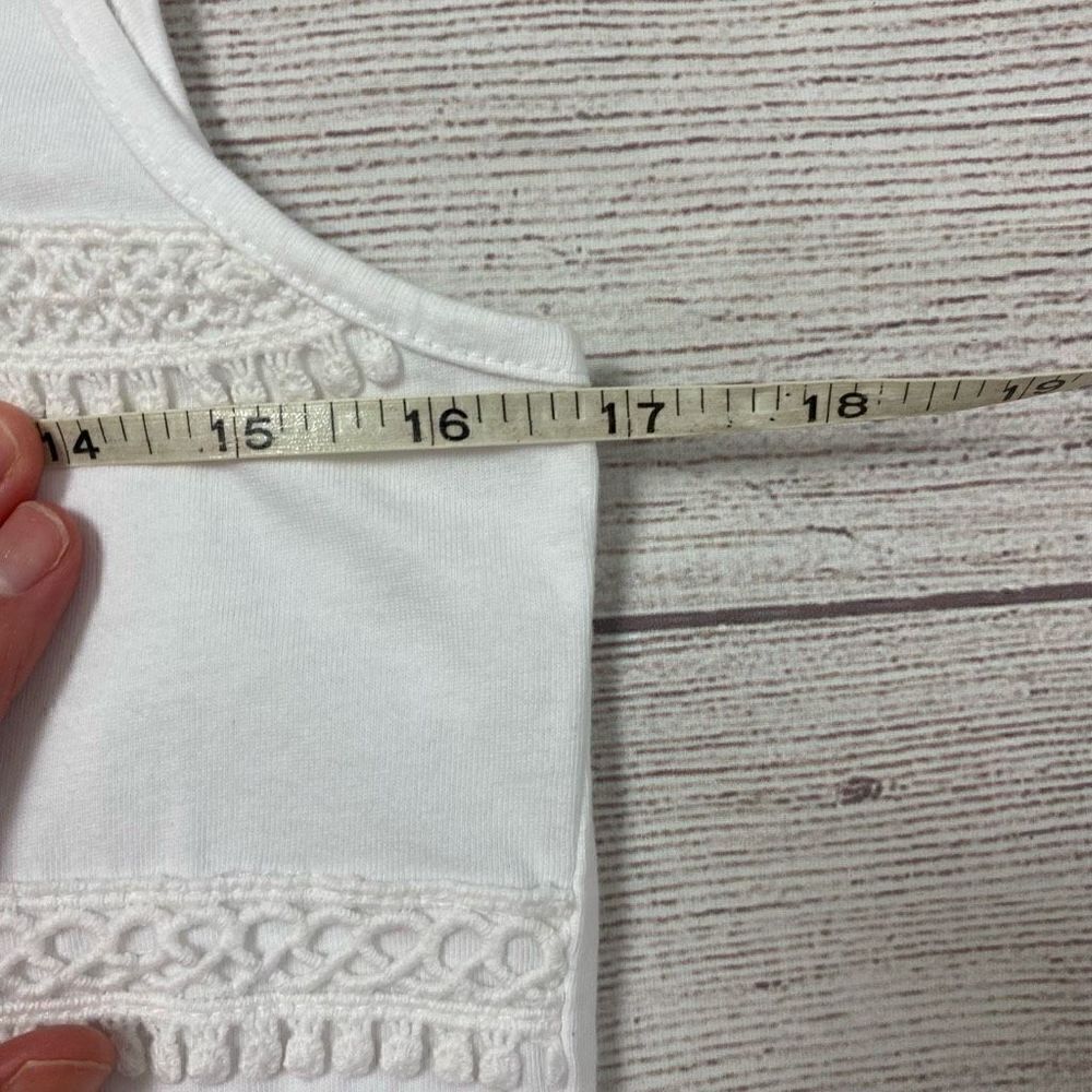 Talbots women S petite sleeveless tank top white w/textured embroidery design - Picture 8 of 9